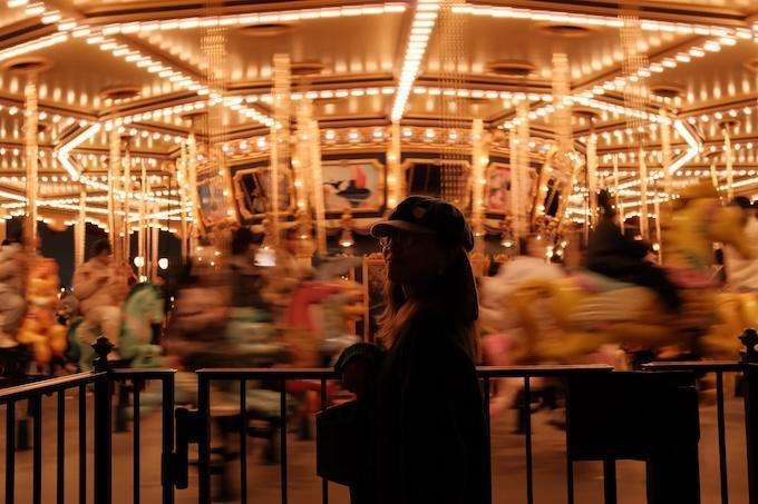 债务重组的生存哲学：从花样年案例洞察企业长周期韧性与资本博弈 企业服务