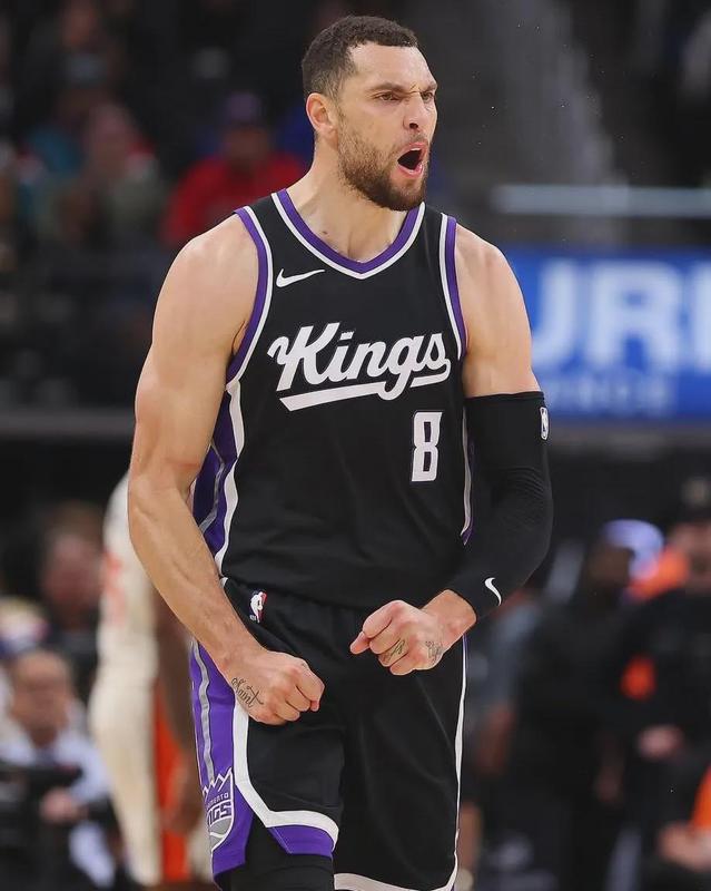 深层剖析:顶薪合同背后的职业困境与球队重构法则 体育新闻